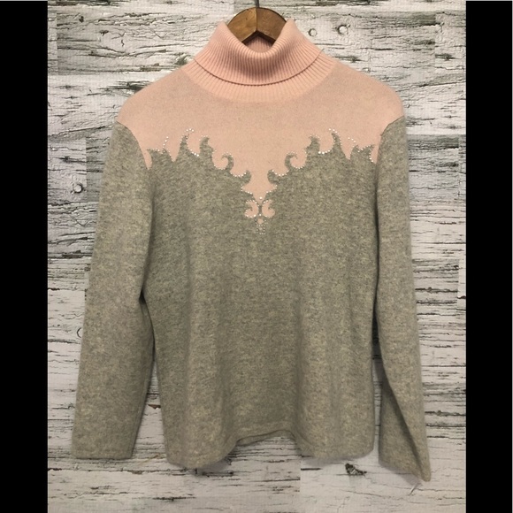 Soft Cashmere pink + grey turtleneck studded - Picture 1 of 6